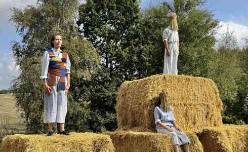 MERGING: A Cross-Continental Dance Experience Comes to ESD Online