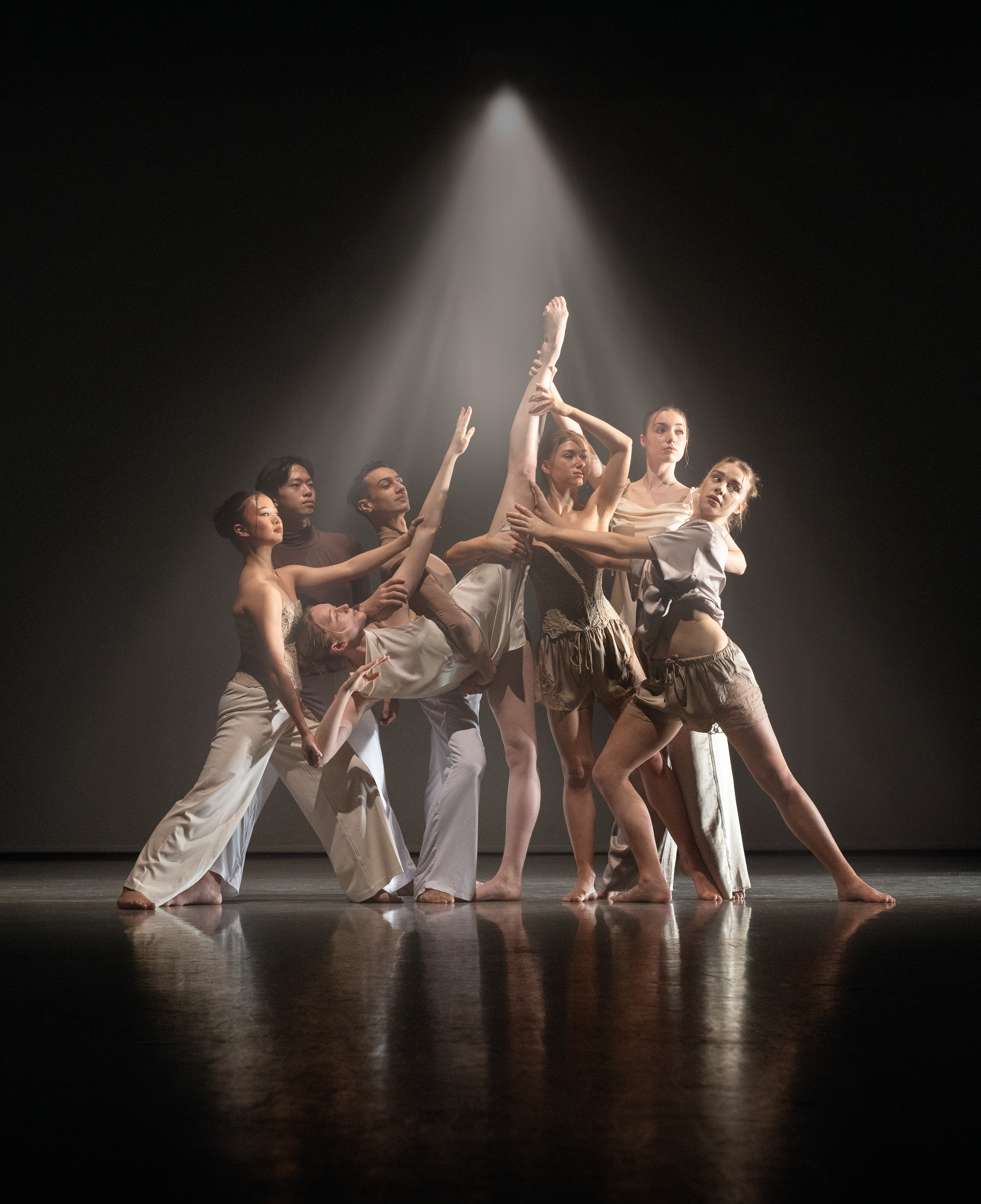 Supporting image for the article