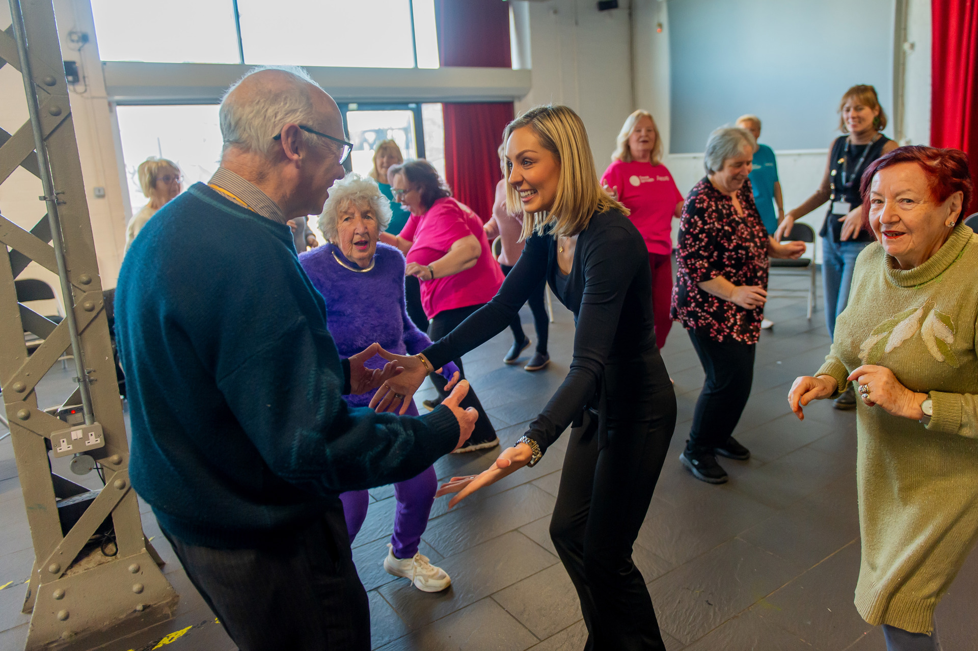 Amy Dowden, Emma Jenkins and class participants at Arts Council of Wales Report Launch. Image by Wales News Service Amy Dowden, Emma Jenkins and class participants at Arts Council of Wales Report Launch. Image by Wales News Service