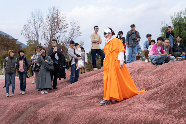 Neon Dance delivers major UK–Japan site-responsive collaboration