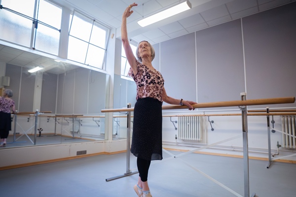 "Ballet is the passion of my life - I just feel free"  Meet the inspirational 92 year old ballet student