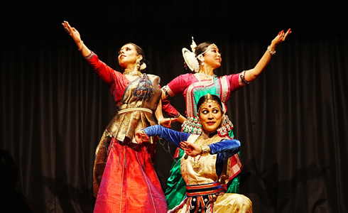 London celebrates the elegance of Indian Classical Dance at the Nehru Centre