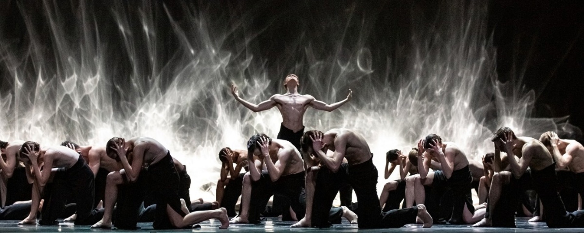 The National Ballet of Canada – Angels’ Atlas by Crystal Pite © Karolina Kuras