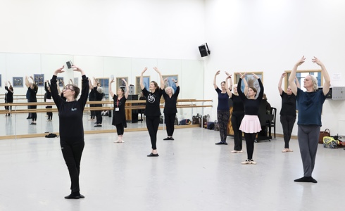 Elmhurst Ballet School Launches Silver Swans Summer Retreat for Adult Dancers
