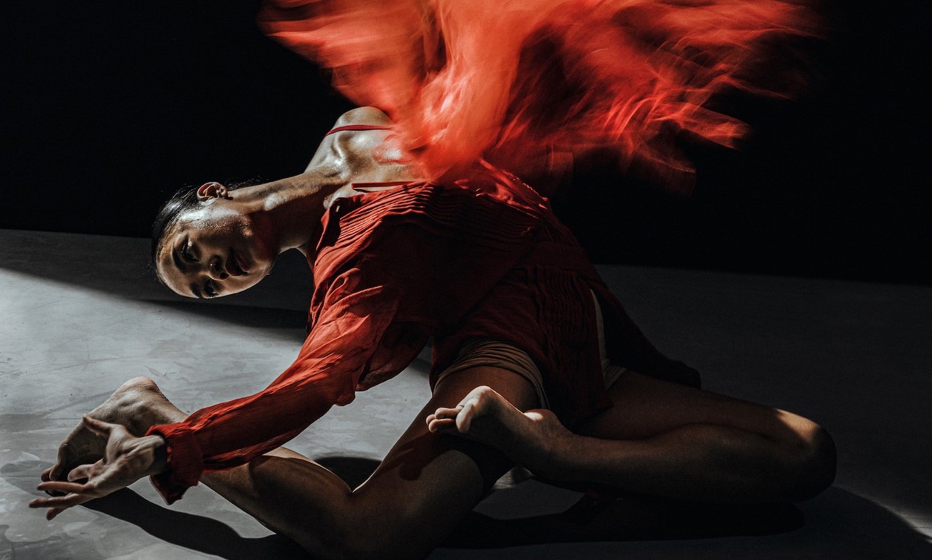 Hot House by Richard Chappell Dance © Jack Thomson