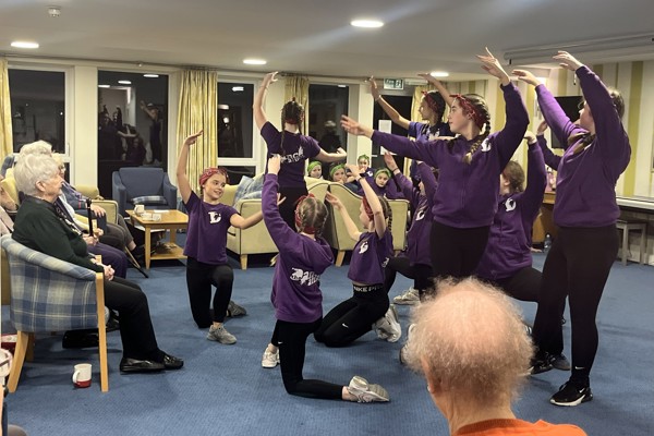 The Dance Atikk Christmas Tour of the Care Homes
