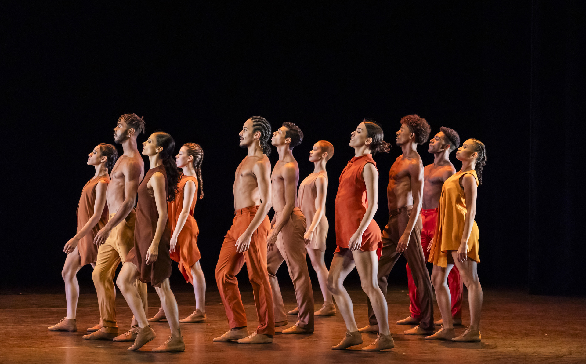 Sao Paulo Dance Company in Agora, photo Tristram Kenton