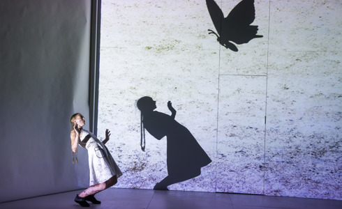 Jasmin Vardimon’s ALiCE returns to Sadler’s Wells Theatre