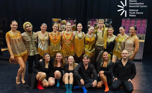 Five-Star Success for National Youth Dance Wales at Edinburgh Fringe